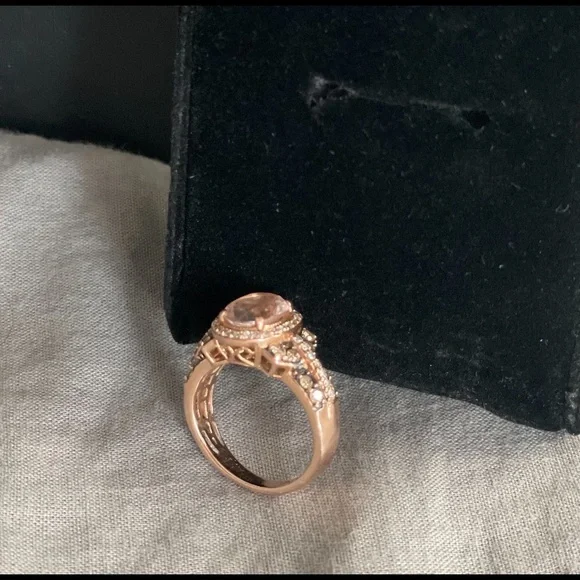 LeVian Chocolate Diamond Ring with a Morganite gemstone. - Picture 4 of 4